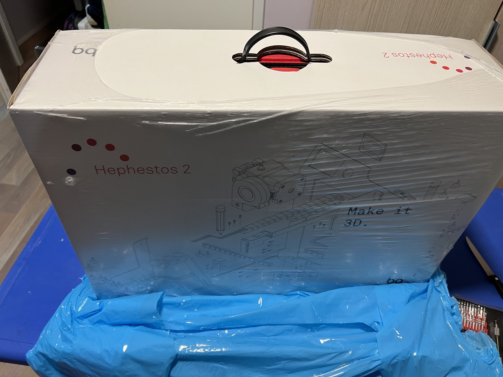 Caja oficial de la impresora 3D BQ Hephestos 2
